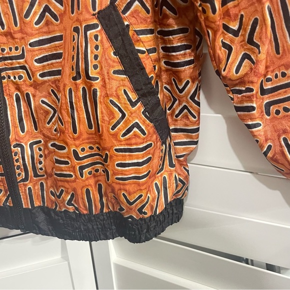 Vtg Avon Style Women’s Nylon Zip Jacket Small – Orange Tribal Print Windbreaker - Picture 8 of 13